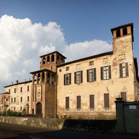Agriturismo Castello Beccaria Pieve del Cairo ภายนอก รูปภาพ